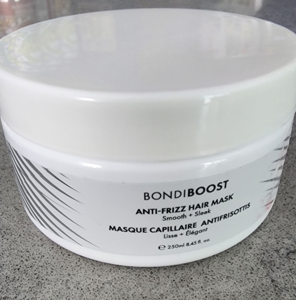 BondiBoost Anti-Frizz Hair Mask - White